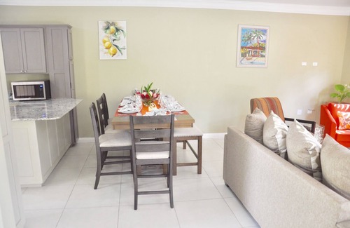 Mammee Bay Villa | Gated and Private Beachside Villas - Old Fort Bay (Chatham @ Watermill Villas)