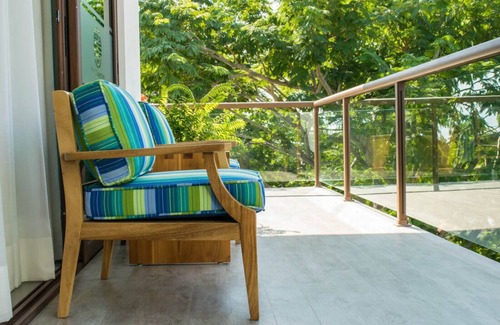 La Puntilla House | Gated Community with gardens, beach. Your own pool. Healyh Club on -site.