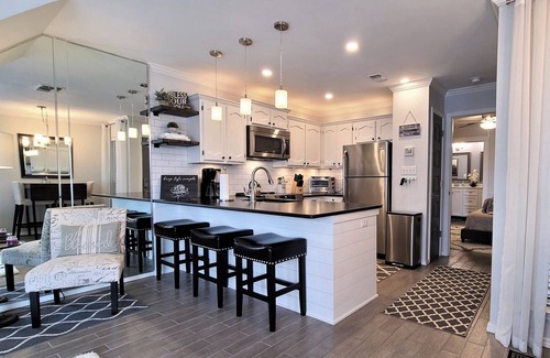 Fort Worth Condo | Gated Community Condo by Cultural District-Historic Stockyards-Hospitals