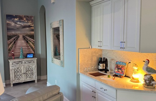 Grandezza House | Gated Community Executive Home with Pool and Hot Tub! Private Golf, Tennis CC