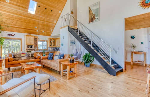 Long Beach House | Gated Community. Ocean View. Hot Tub. Peerless game room. WiFi 600/35