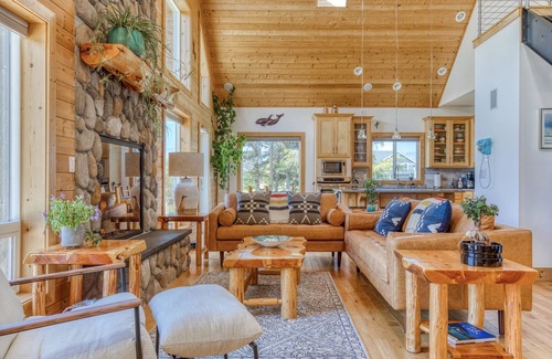 Long Beach House | Gated Community. Ocean View. Hot Tub. Peerless game room. WiFi 600/35
