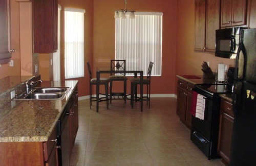 Crystal Cove House | Gated Community. Private Pool. Free WiFi. Minutes to Disney