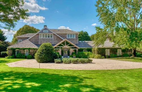 Village of Southampton House | Gated Estate in SH 8 bedrooms, 9 bath gorgeous 2.5 acre on water w dock.