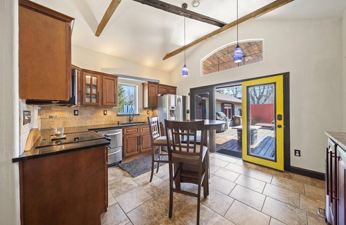 Tulsa Ski Chalet | Gated Private Chalet with Hot Tub