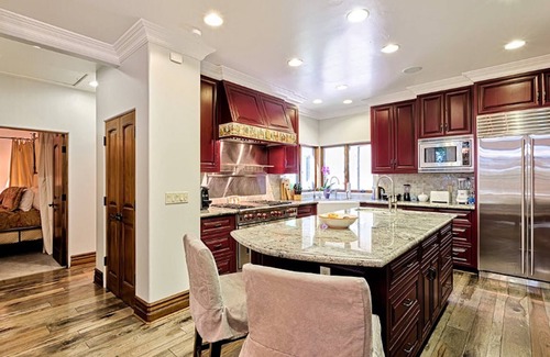 Los Angeles County Villa | Gated, Private Community NO OTHER VILLA THIS CALIBRE CAN BEAT THE PRICE!