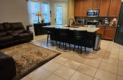 Sanford House | Gated, quiet 3 bdrm 3 bath townhome at Sanford, Heathrow & Lake Mary junction.