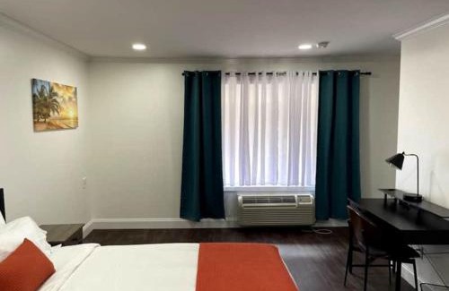 Corning Hotel | Gatehouse Motel