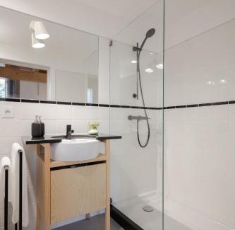 Guimaraes Apartment | Gateway House Studio Apartments