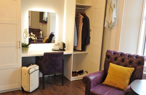 Donegal House | Gateway Lodge Donegal