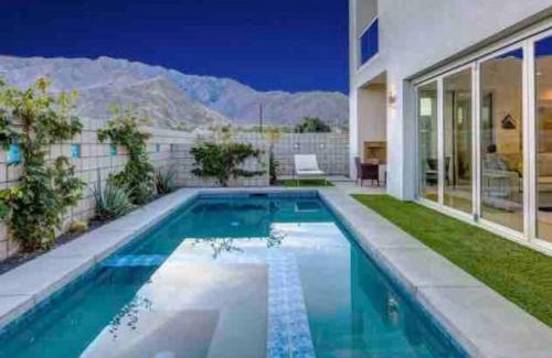 Palm Springs Villa | Gateway Luxury Resort Style With A Private Pool