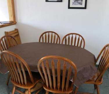 East Kootenay Hotel | Gateway Motel