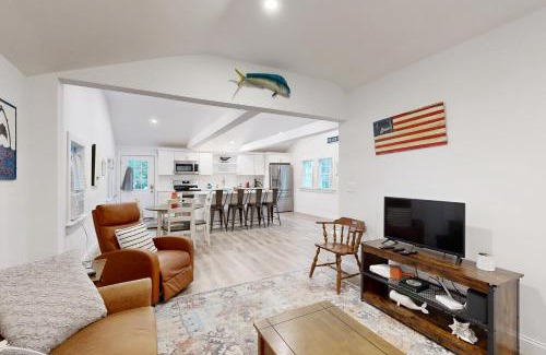 Hyannis House | Gateway to Cape Cod