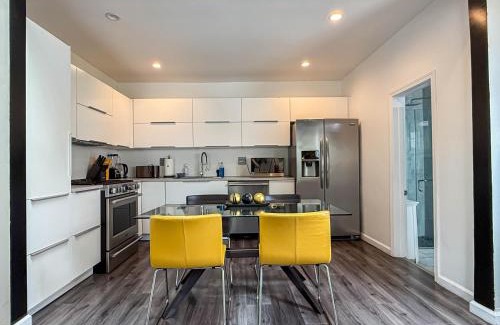 Los Angeles House | Gateway to Comfort- Modern 1BR Home - MK2 - WB