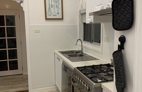Norlane Cottage | Gateway to Geelong! Inda's Place is your second home