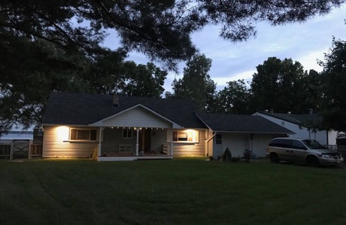 Trenton House | Gateway to Prince Edward County