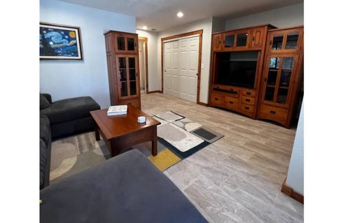 Chicago Park House | Gateway to Tahoe-Clavey Winery Cottage in the Sierra Foothills Wine Country.