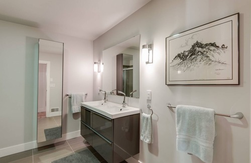 Lake Michigan Beach House | Gather at the Shore | Spacious Lakeview Retreat, Perfect for Family Gatherings