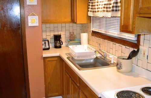 Grand Forks Apartment | Gather Here 9BR, 5BA Group
