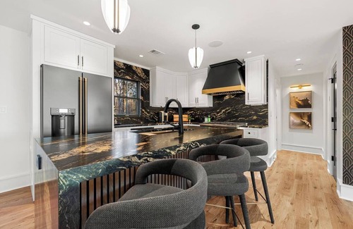 Gainesville House | Gatsby Luxury Lake Lanier