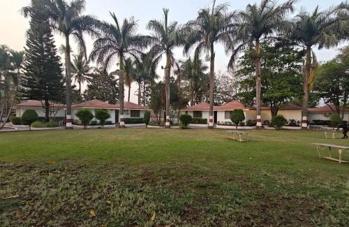 Paud Hotel | Gauri Resort
