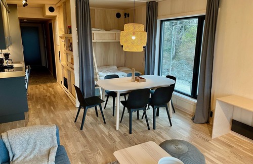 Atra Apartment | Gausta View