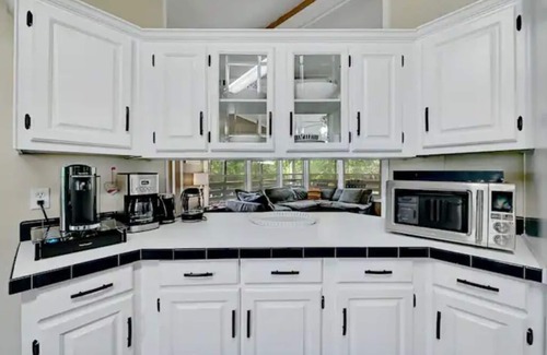 Smithville House | Gaviota Home in The Lost Pines