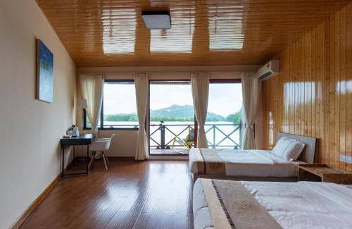 Tuaran House | Gayang Friendly Water House Homestay