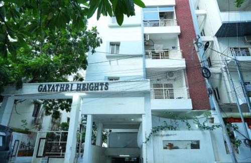 HITEC City House | GAYATHRI HEIGHTS SERVICED APARTMENTS & APARTMENT HOTEL In HYDERABAD