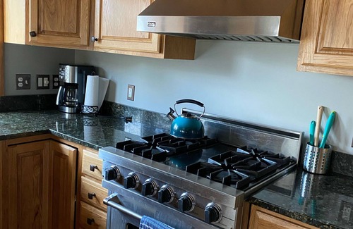 Gaylord Condo | Gaylord Home + Hottub, On Hole One of Otsego’s Classic