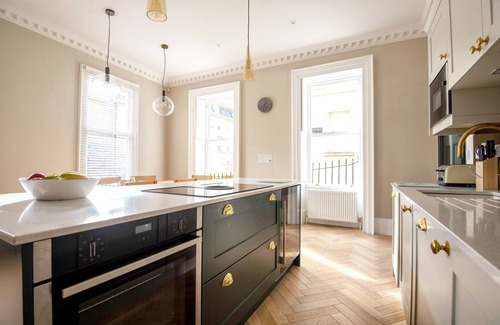 Bath City Centre House | Dream Stays Bath - Barton House