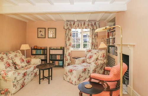 Clifford Chambers Cottage | 90 m² Cottage ∙ 1 bedroom ∙ 2 guests