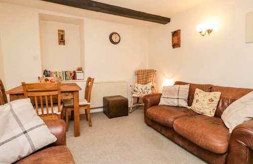 Broughton in Furness Cottage | Cabin ∙ 2 bedrooms ∙ 4 guests