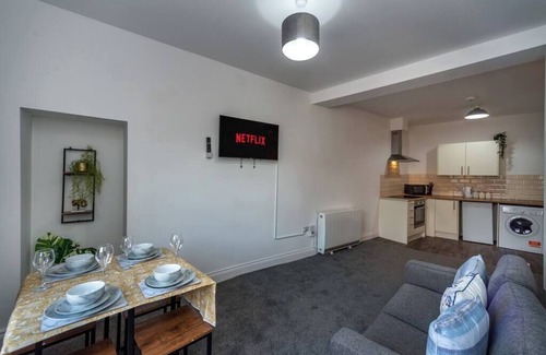 Neath Apartment | Fully Equipped Kitchen, Double room