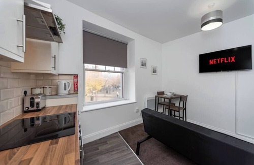 Neath Apartment | Fully Equipped Kitchen, Double room