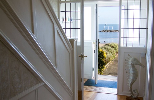 Woodhorn House | "Beaches" Sea Front House with Full Sea Views, Northumberland Coast.