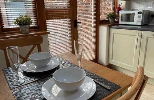 Tiddington Cottage | Luxury Coach House, Stratford-upon-Avon, Cotswolds.