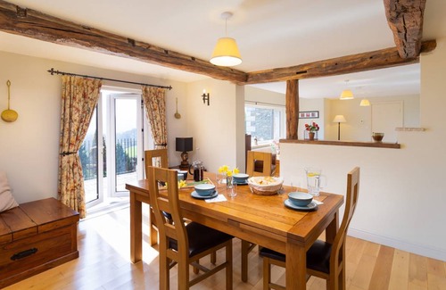 Crosthwaite Cottage | Cabin ∙ 4 bedrooms ∙ 8 guests