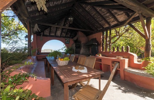 Vega de San Mateo Cottage | GC0149 Large holiday cottage in San Mateo