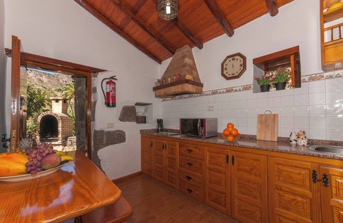 La Montana Cottage | GC0260 Holiday cottage with private pool in San Bartolome