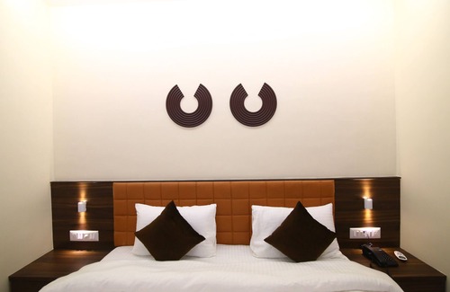 Navsari Hotel | GD Hotel