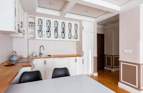 Witomino Apartment | Gdynia Urban Oasis 420 Apartment by BookingHost