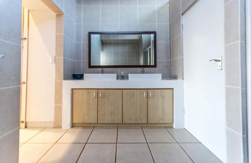 Pringle Bay Villa | Gecko House
