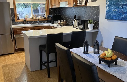 Geelong House | Geelong CBD Sea Wolf Cottage by the Bay