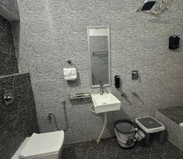Varanasi House | Geetatri Luxury Homestay