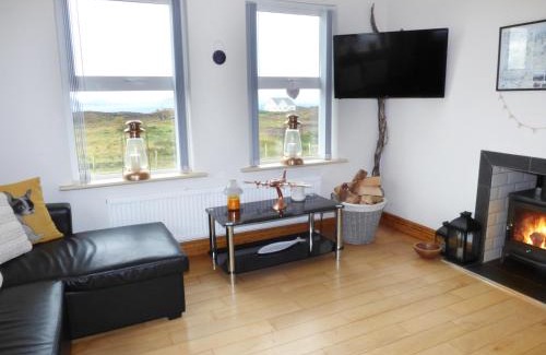 Malin House | Gelmar's Coastal View