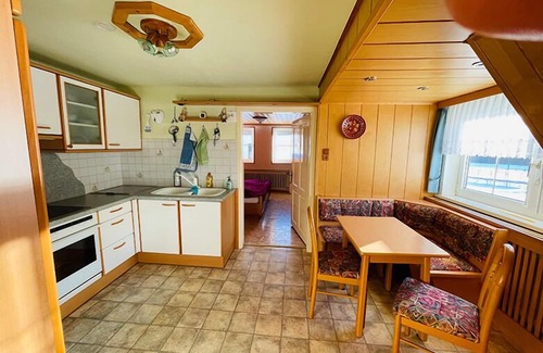 Puchberg Am Schneeberg Apartment | Gemütliche Ferienwohnung in Sonniger Lage Direkt am Wanderweg