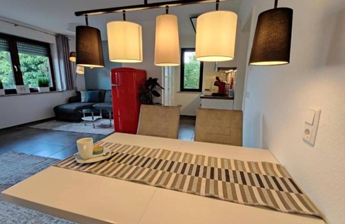Stadtoldendorf Apartment | Gemütlich Eingerichtete Ferienwohnung Wehner mit Garten und Spielecke