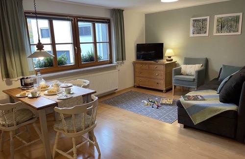 Berg Apartment | Gemütlich eingerichtete 36qm-Ferienwohnung