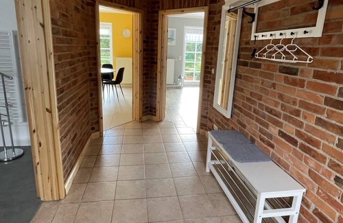 Schweez Apartment | Gemütlich Ferienwohnung mit Romantischen Teichblick